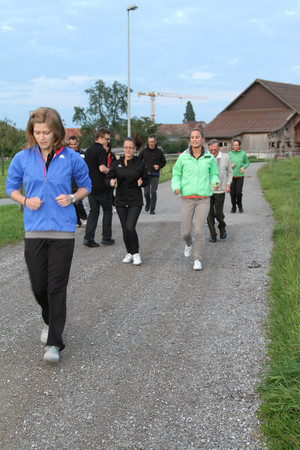 Intervall Walking mit der Thurgauer Apfelkönigin